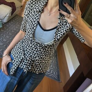 DIANE VON FURSTENBERG
Bobbie cropped black and white printed jersey wrap…